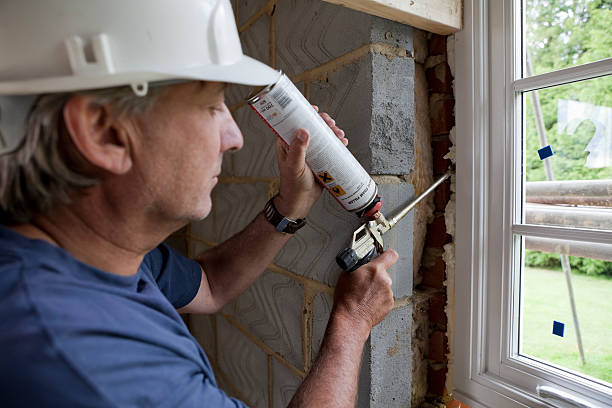 Best Insulation Installation Services in Lindsay, TX